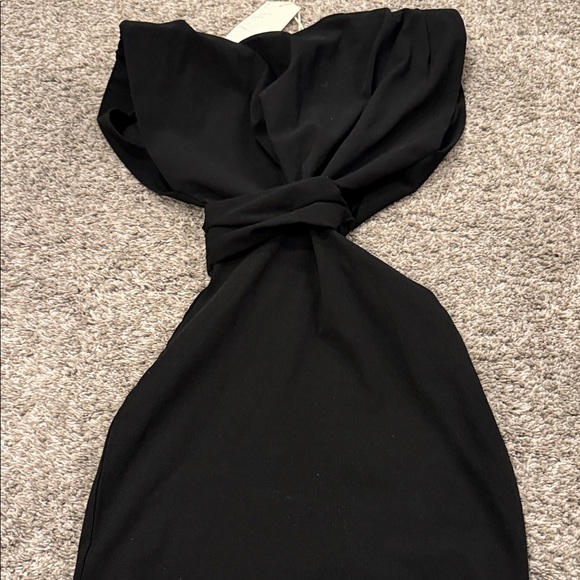 Zara Chic Black Backless Dress - Picture 6 of 6